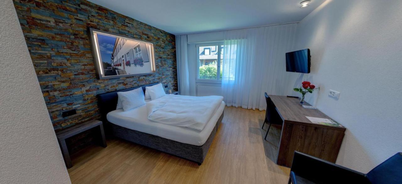 Hotel Eremitage อาร์เลสไฮม์ ภายนอก รูปภาพ