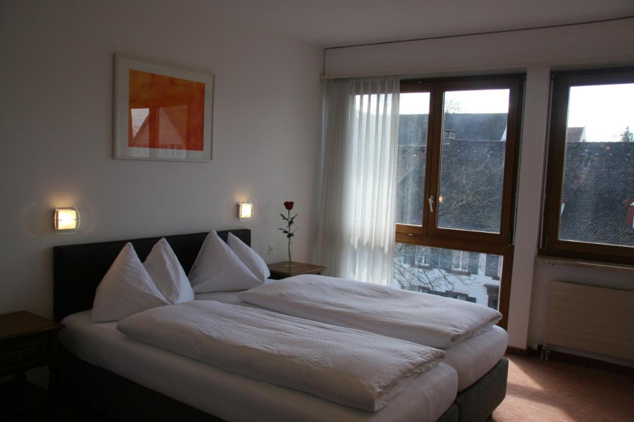 Hotel Eremitage อาร์เลสไฮม์ ภายนอก รูปภาพ