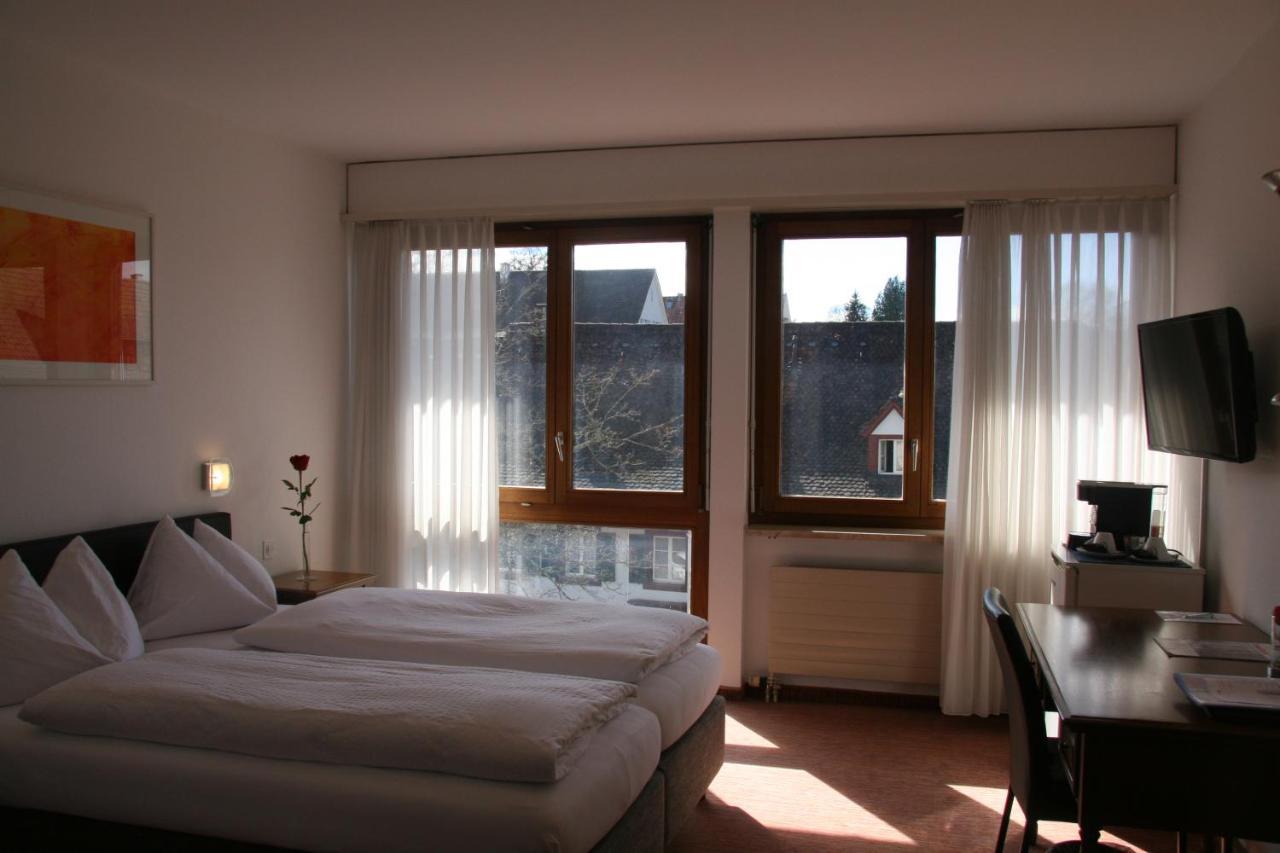 Hotel Eremitage อาร์เลสไฮม์ ภายนอก รูปภาพ